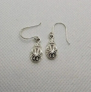 Sterling filigree Tear Drop Earrings 💧